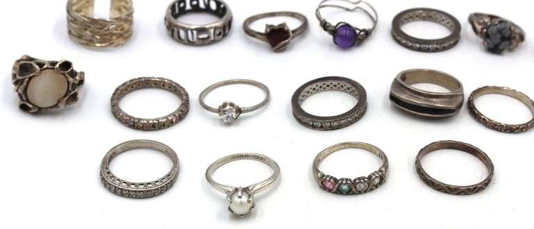 Group lot of Vintage 925 sterling silver rings