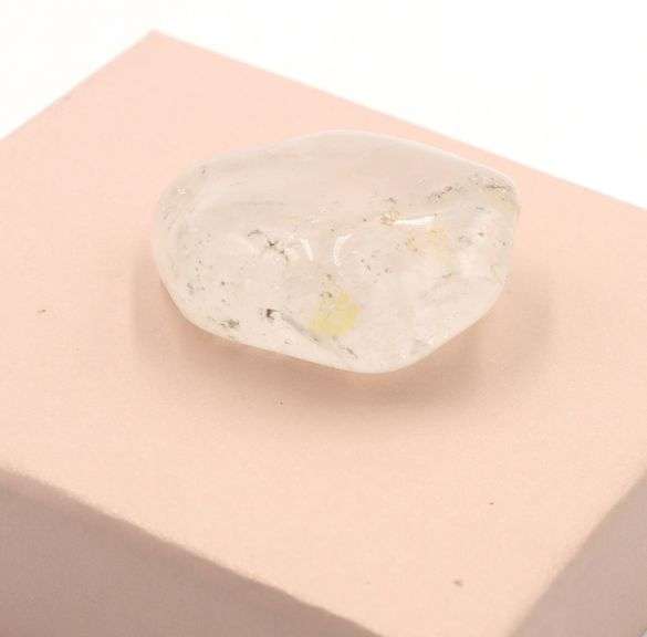 Rough crystal quartz