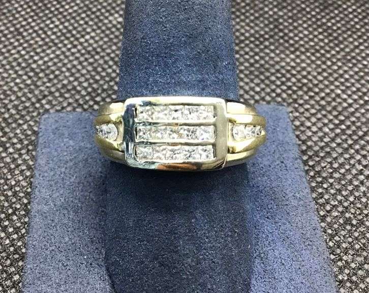 MEN’S  14K TWO TONE GOLD WITH NATURAL DIAMONDS WEDDING BAND