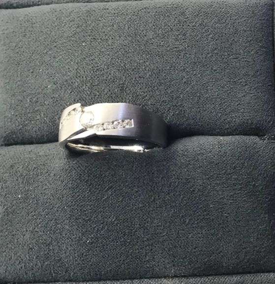 14K WHITE GOLD MEN’S WEDDING BAND