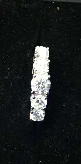 INTRICATE 14K WHITE GOLD NATURAL DIAMOND WEDDING BAND