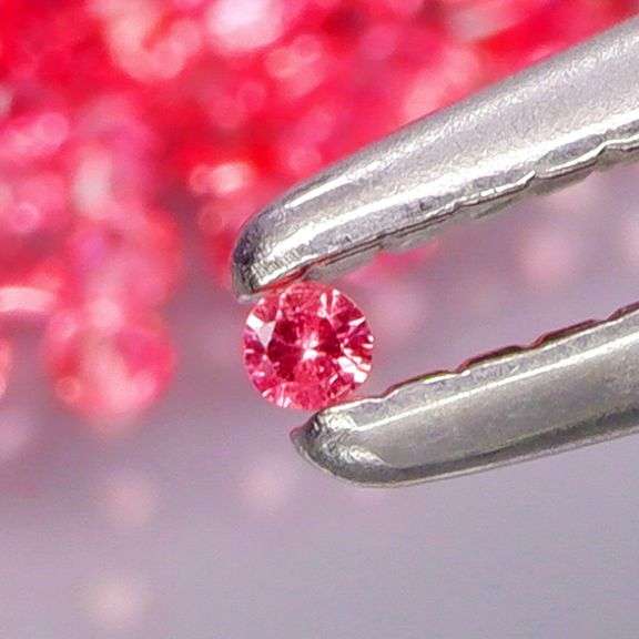 355 pieces! 2.03ct diamond cut pink Sapphire set!