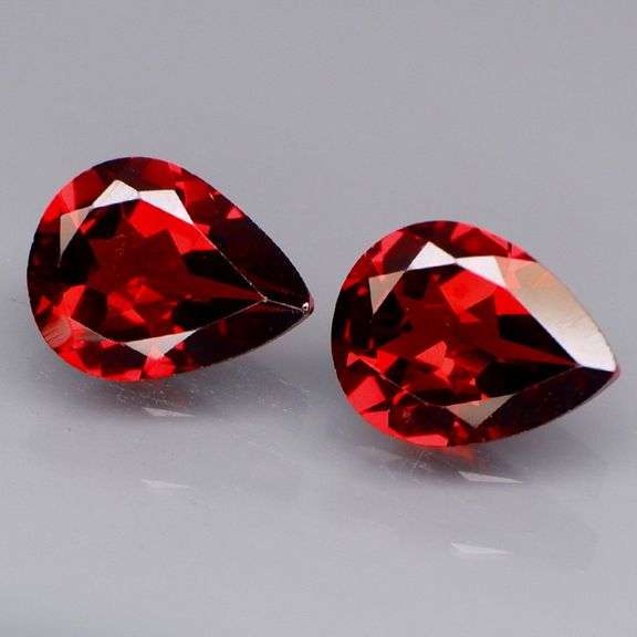 Mozambique red! 4.12ct matched pear cut Garnet pair!