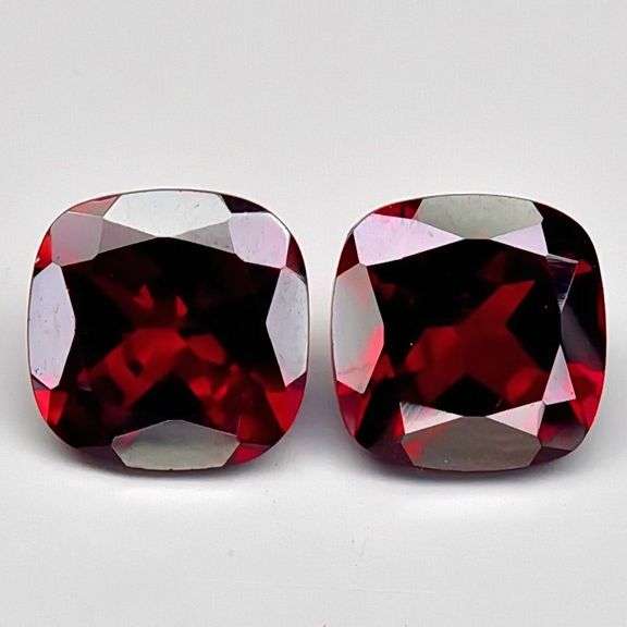 Amazing 5.02ct VS deep red set of cushion cut Garnets, the color of this gemstone pair is truly exce