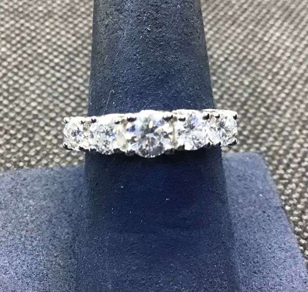 INTRICATE 14K WHITE GOLD NATURAL DIAMOND WEDDING BAND