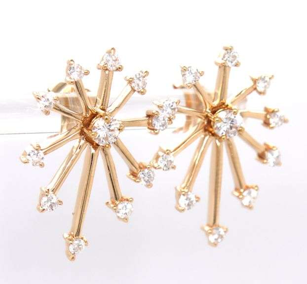 14kt Yellow gold 0.28ctw center diamond with 0.60ctw fireworks jacket