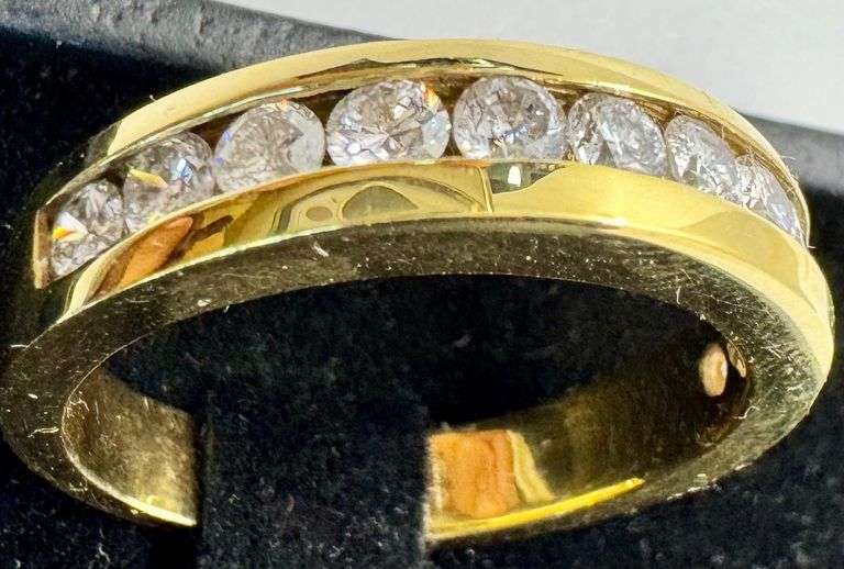 14K Yellow Gold Round Brilliant Cut Diamond Ring
