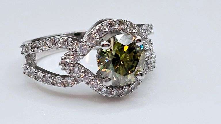 Dazzling 3.25 Ct  Green Amber Bronze Lab Diamond Ring