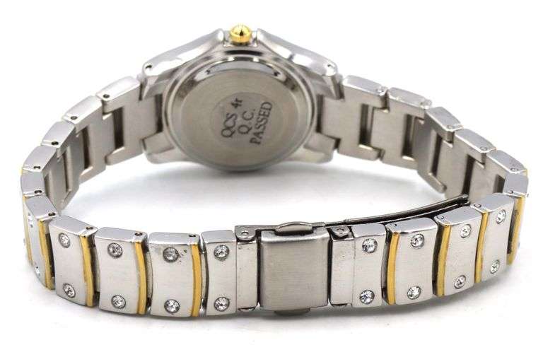 Gruen quartz roman dial 28mm crystal watch