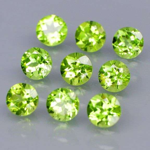 AAA cut and color 5.30ct apple green VS Peridot!