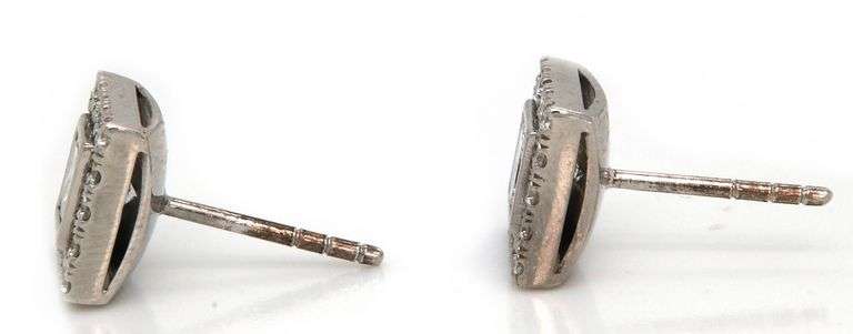 1.50ctw Princess Diamond Frame Stud Earrings in 14K