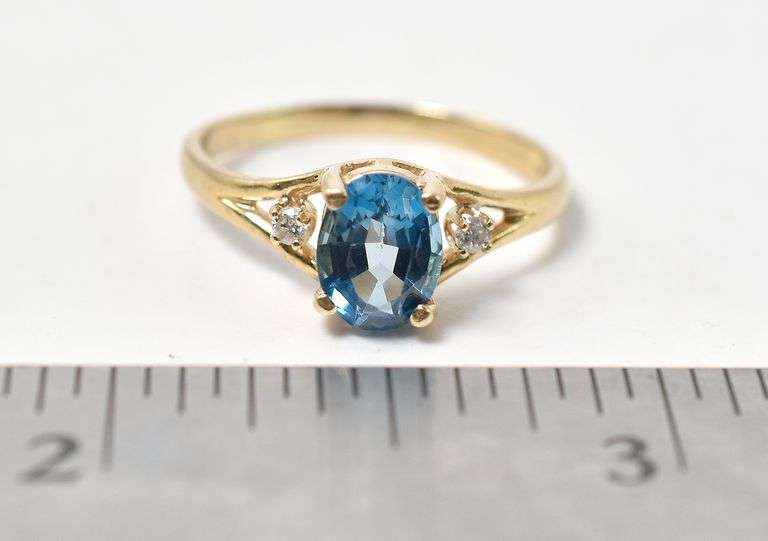 Amazing London Blue Topaz Ring in 14K Yellow Gold