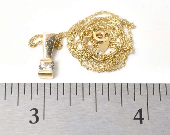 Dainty Diamond Pendant Necklace in 14K Yellow Gold