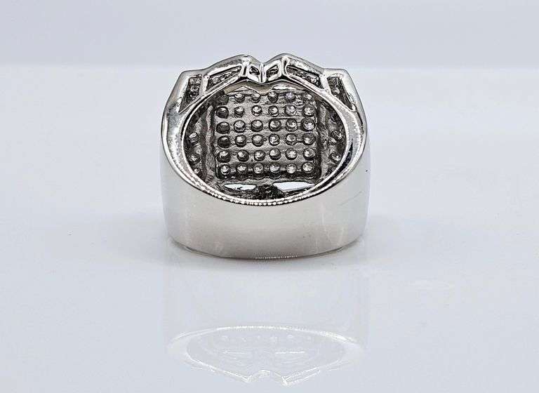 Men's 14 Kt White Gold Plate 5.75 Cttw. Lab Simulated Diamond Ring.