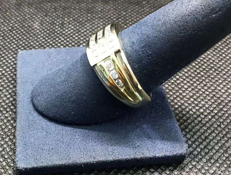 MEN’S  14K TWO TONE GOLD WITH NATURAL DIAMONDS WEDDING BAND