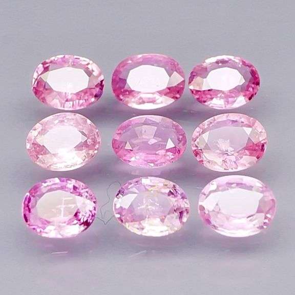 Untreated! VS to SI clarity! 2.52ct pinkish lavender Sapphire set!