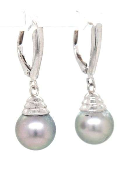 14kt White gold 9.5mm grey Tahitian pearl drop earrings