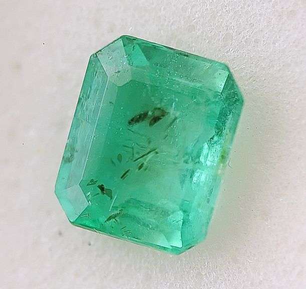 Amazing 1.32ct unheated Colombian Emerald