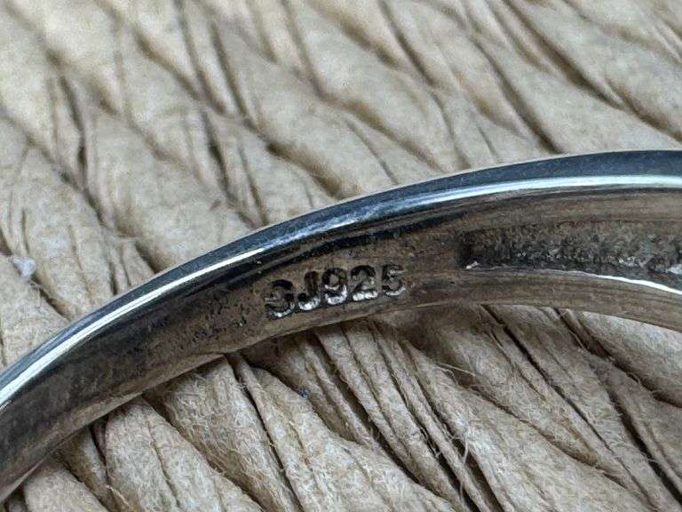 Sterling Silver Genuine Natural Amethyst Gemstone Ring Size 6