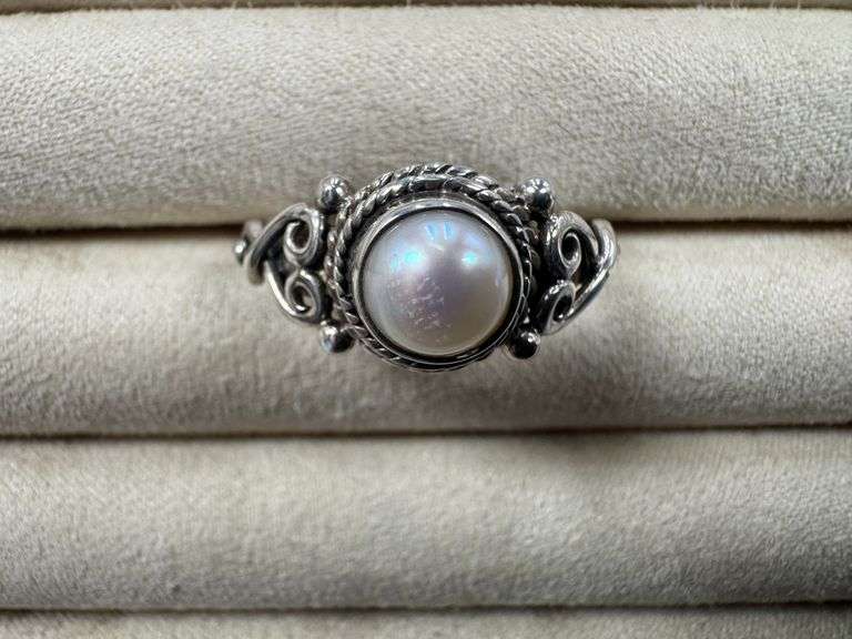 Sterling Silver Freshwater Pearl Ring Size 10