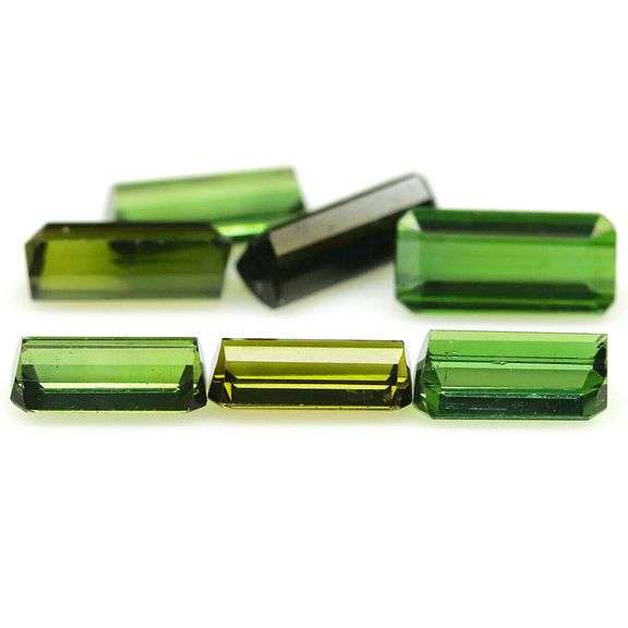 Multiple green hues! 4.88ct set of natural Tourmaline