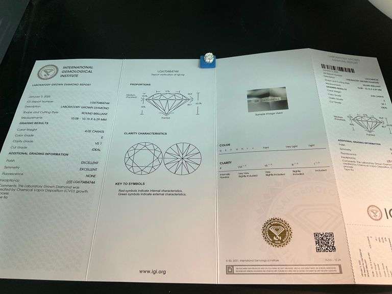 CERTIFIED 4.02 CARAT LAB GROWN DIAMOND