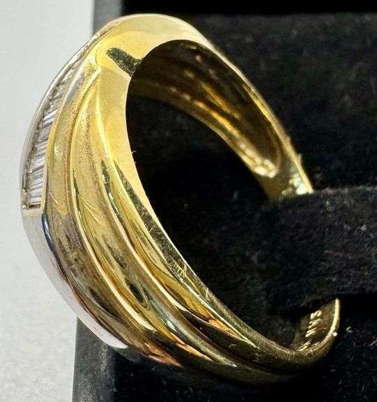 14K Yellow Gold Baguette Cut Diamond Ring