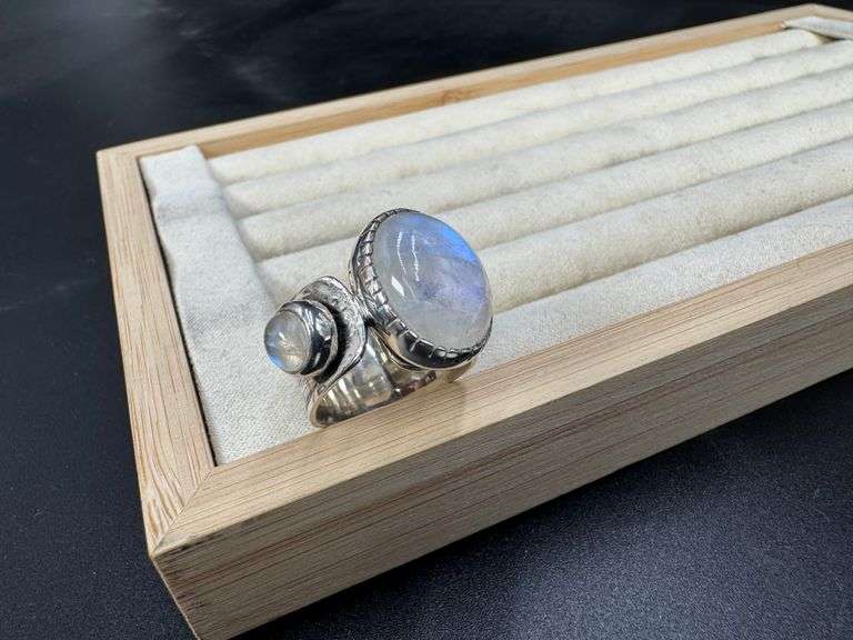 Sterling Silver Natural Rainbow Moonstone Gemstone Ring Size 7