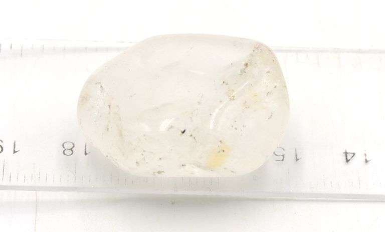 Rough crystal quartz