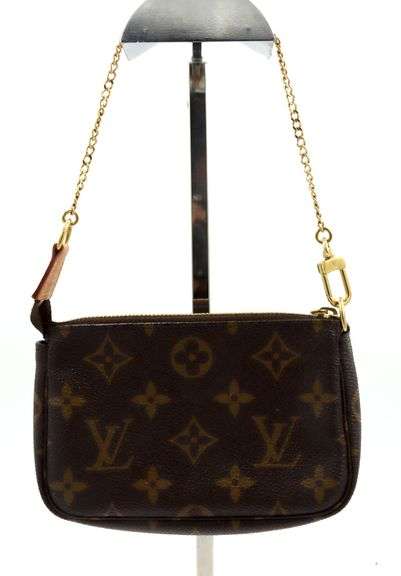 Louis Vuitton Monogram Mini Pochette Accessoires