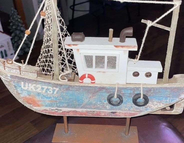 Wooden Sailboat with LED Light