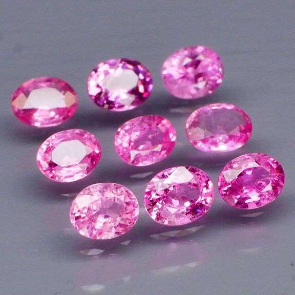 Superb 2.60ct set of top reddish pink Sapphires -UNTREATED!