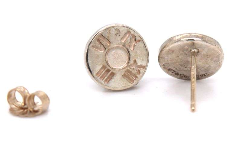 Tiffany & Co Atlas circle stud earrings
