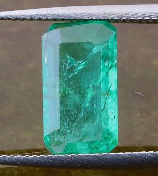 Real green and real beautiful 1.03ct Emerald