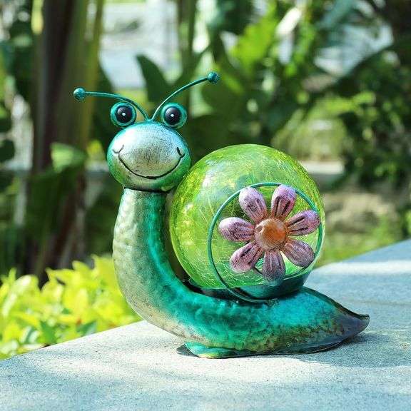 Cracked Glass Snail Lantern Solar Light