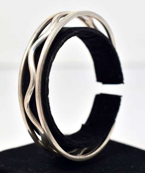 Cuff Bracelet in Sterling Silver