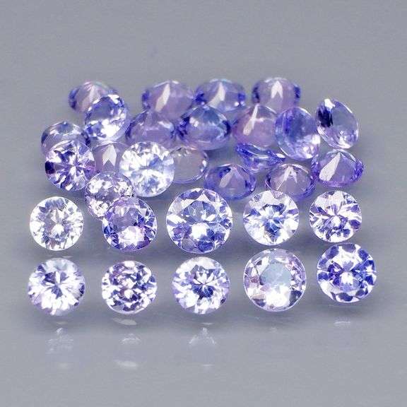 Glittering 3.67ct bright blue violet Tanzanite set