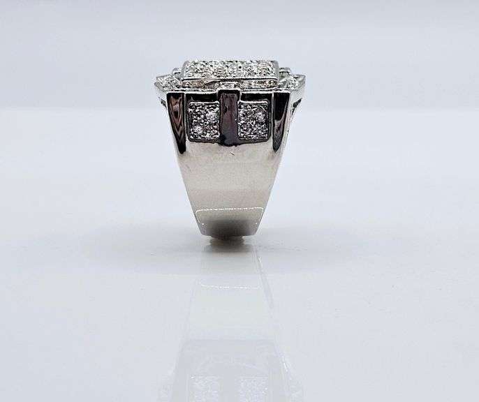 Men's 14 Kt White Gold Plate 5.75 Cttw. Lab Simulated Diamond Ring.