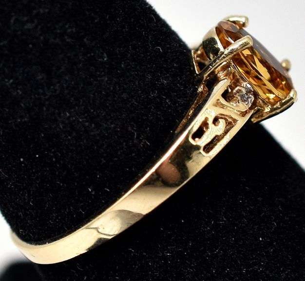 Sensational Citrine Ring in 10K Yellow Gold