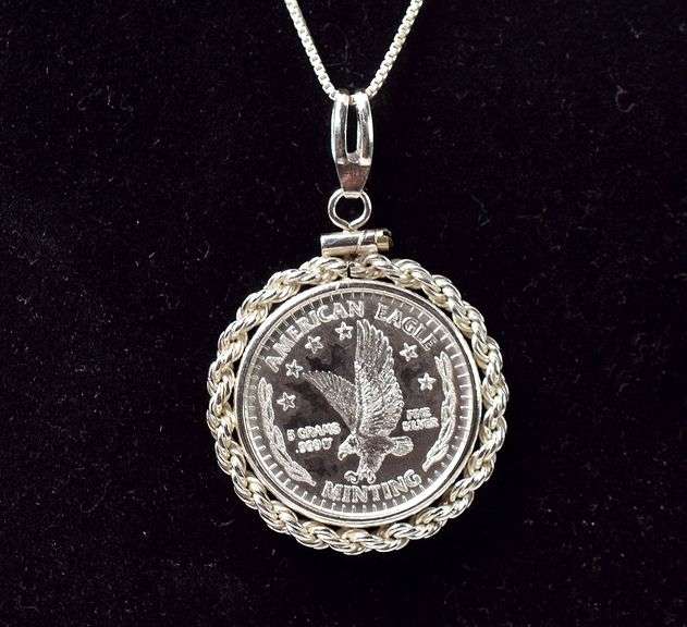 American Eagle 5 gram .999 Silver Coin Pendant Necklace in Sterling Silver 9.5 grams.