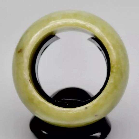 High walled! 50.69 carats! Pure Jade bangle ring!