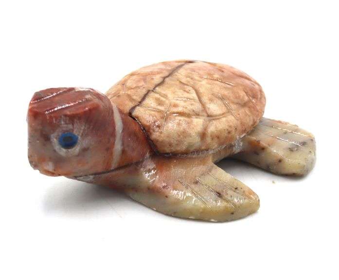 Turtle carving from Peru