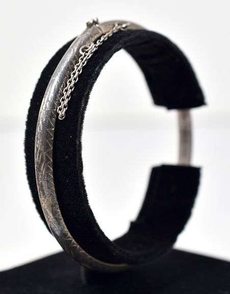 Bangle Bracelet in Sterling Silver