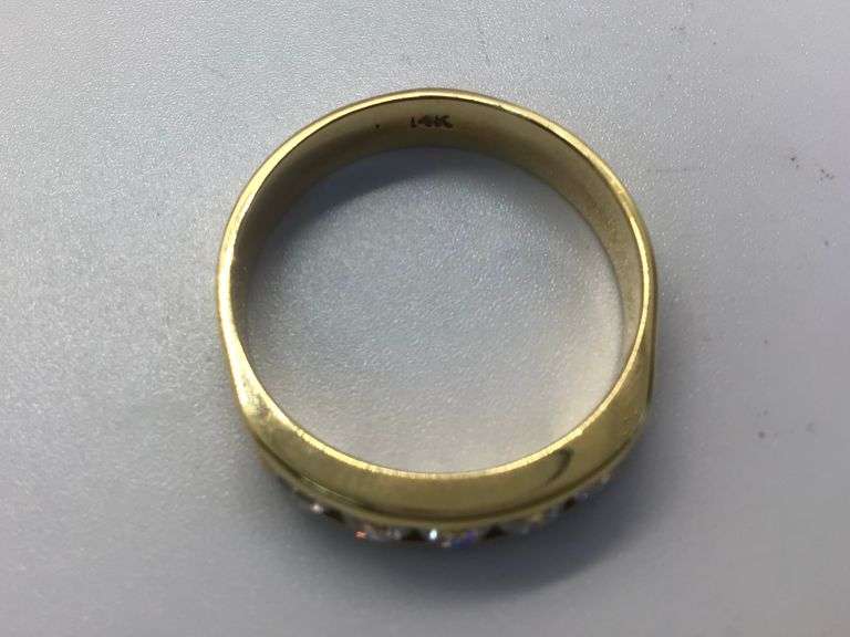 14K YELLOW GOLD MEN’S WEDDING BAND