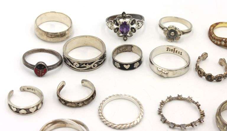 Group lot of Vintage 925 sterling silver rings