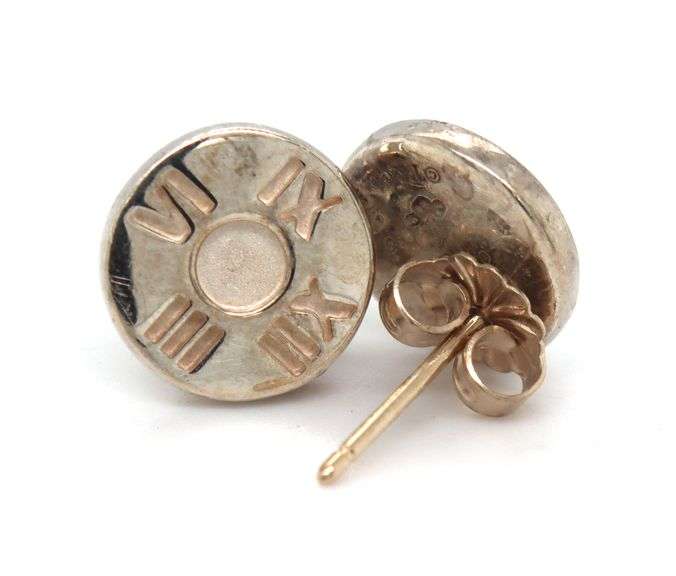 Tiffany & Co Atlas circle stud earrings