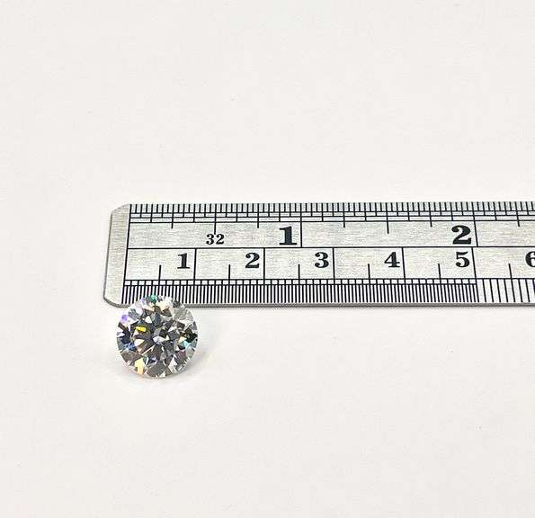 Incredible 4.45 Ct Vvs1 Fire Moissanite Solitaire