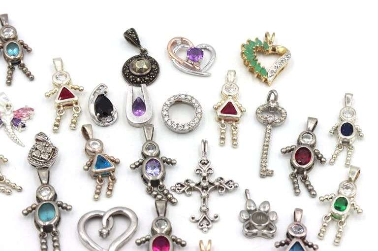 Group lot of Vintage 925 sterling silver pendants