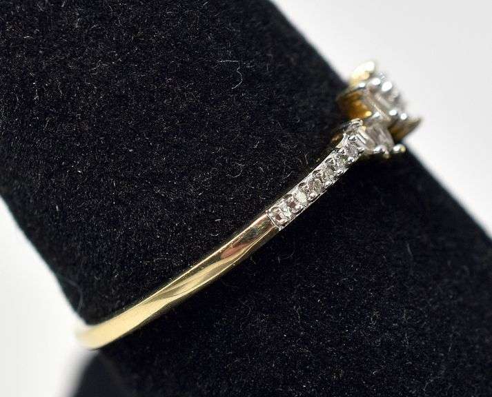 Mesmerizing Diamond Ring in 10K Yellow Gold