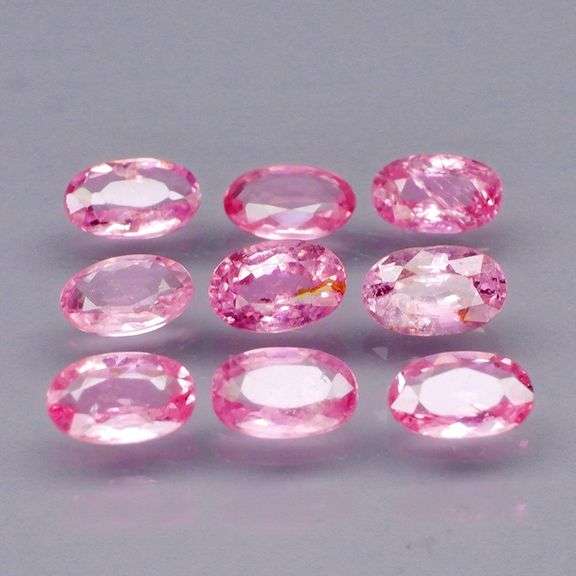 UNTREATED! Rare 2.61ct pink Sapphire set